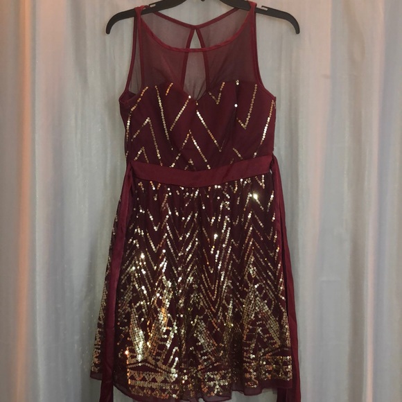 Macy's | Dresses | Macys Short Prom Dress With Gold Sequin Detail | Poshmark